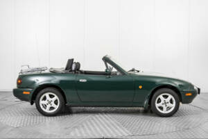 Image 10/50 of Mazda MX-5 1.6 (1997)