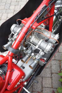 Image 34/36 of MV Agusta DUMMY (1972)