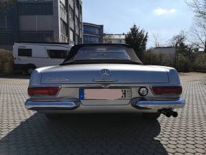 Afbeelding 3/42 van Mercedes-Benz 230 SL (1964)