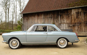 Image 7/88 of Peugeot 404 Coupé (1968)