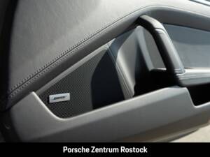 Obraz 26/34 pojazdu Porsche 911 Carrera GTS (1900)