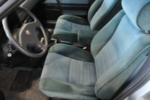 Bild 24/41 von Alfa Romeo 164 2.0 (1990)