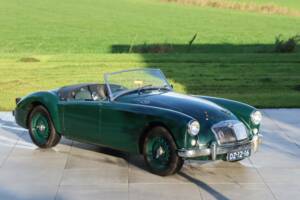 Image 26/50 of MG MGA Twin Cam (1959)
