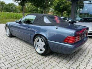Immagine 9/20 di Mercedes-Benz SL 500 (2000)