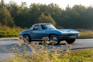 Image 7/35 of Chevrolet Corvette Sting Ray Convertible (1964)