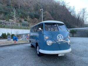 Image 7/28 of Volkswagen T1 Kombi (1966)