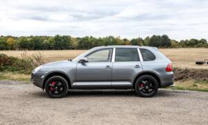 Bild 2/40 von Porsche Cayenne Turbo S (2006)