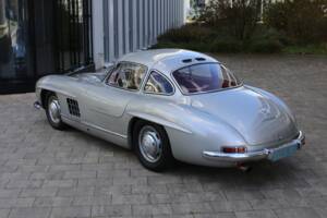 Image 30/37 of Mercedes-Benz 300 SL "Gullwing" (1954)