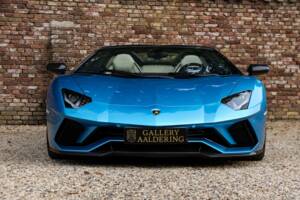 Image 7/50 of Lamborghini Aventador S (2018)