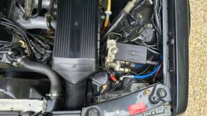 Imagen 30/69 de Mercedes-Benz 190 E 2.3-16 (1985)