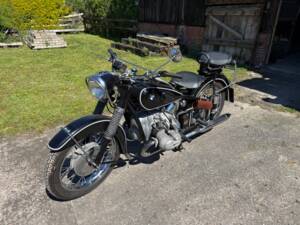 Immagine 2/17 di BMW R 51/3 (1953)