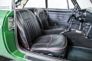 Bild 15/50 von MG MGB GT (1968)