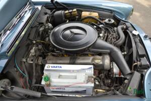 Bild 50/50 von Mercedes-Benz 280 SE 3,5 (1971)
