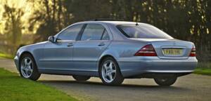 Image 13/50 de Mercedes-Benz S 500 L (2001)