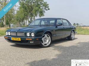 Image 1/50 of Jaguar XJR 4.0 Supercharged (1996)