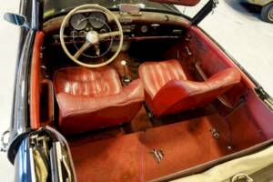 Image 24/43 of Mercedes-Benz 190 SL (1962)