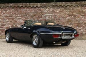Bild 2/50 von Jaguar E-Type V12 (1973)