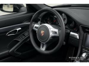 Image 16/28 de Porsche 911 Carrera S (2012)