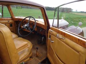 Bentley MK VI Fixed Head Coupé de Luxe (James Young) 1951
