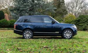 Image 17/38 of Land Rover Range Rover V8 SV Autobiography (2016)