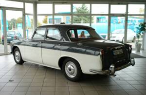 Image 8/8 of Rover 3 Litre Mk IA (1961)