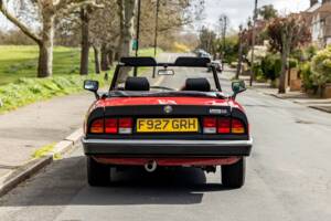 Afbeelding 45/50 van Alfa Romeo 2.0 Spider (1989)