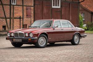 Bild 1/46 von Jaguar XJ 12 (1991)