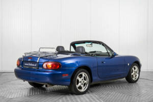 Bild 2/45 von Mazda MX-5 1.8 (1999)