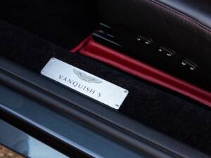 Image 73/92 of Aston Martin V12 Vanquish S (2007)