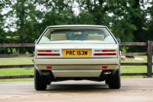 Image 7/39 of Aston Martin Lagonda (1982)