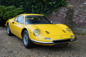 Bild 19/50 von Ferrari Dino 246 GT (1971)