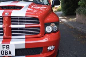 Image 38/82 of Dodge Ram SRT 10 (2005)