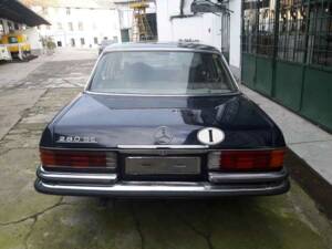 Image 8/25 de Mercedes-Benz 280 SE (1979)