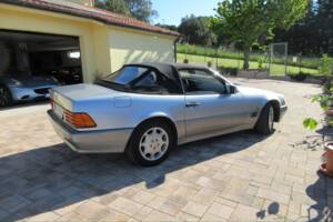 Image 27/39 of Mercedes-Benz SL 320 (1994)