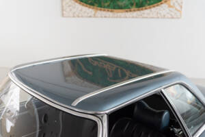 Image 24/48 of Mercedes-Benz 280 SL (1968)