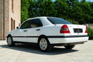 Bild 7/50 von Mercedes-Benz C 200 Kompressor (1996)