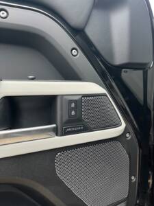 Afbeelding 11/14 van Land Rover Defender 90 P300 AWD (2021)