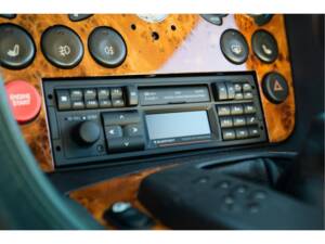Image 17/43 of Aston Martin DB 7 GTA (2003)