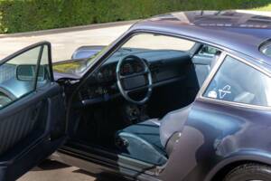 Imagen 11/33 de Porsche 911 Turbo 3.3 (1988)
