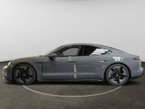 Image 3/16 de Porsche Taycan GTS (2024)