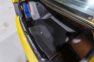 Image 17/50 of BMW M3 (2003)