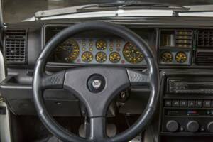 Image 16/20 de Lancia Delta HF Integrale Evoluzione I (1992)