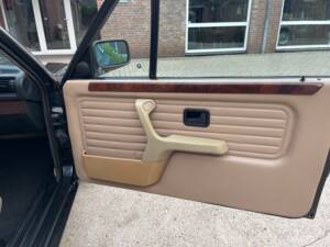 Bild 10/26 von BMW 320i (1990)