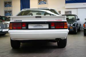 Image 16/55 of Mitsubishi Starion (1989)