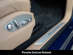 Obraz 21/33 pojazdu Porsche Macan S (2023)