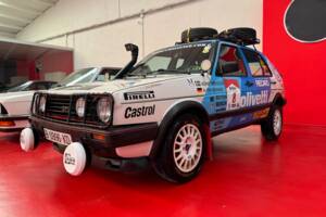 Bild 1/20 von Volkswagen Golf II 1.8 (1989)