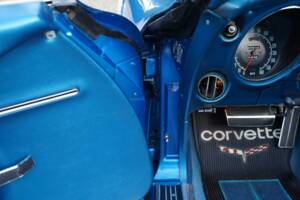 Image 40/50 of Chevrolet Corvette Stingray (1968)