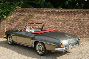 Image 32/50 of Mercedes-Benz 190 SL (1960)