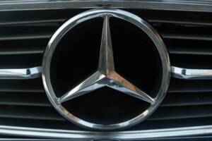 Image 17/50 de Mercedes-Benz 300 SL (1986)