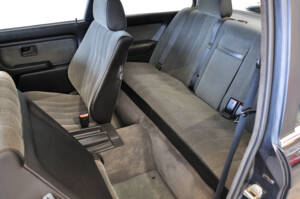 Image 17/40 of BMW 325ix (1989)